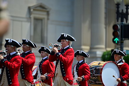 440px-4th_of_July_Independence_Day_Parade_2014_DC_(14466486678)